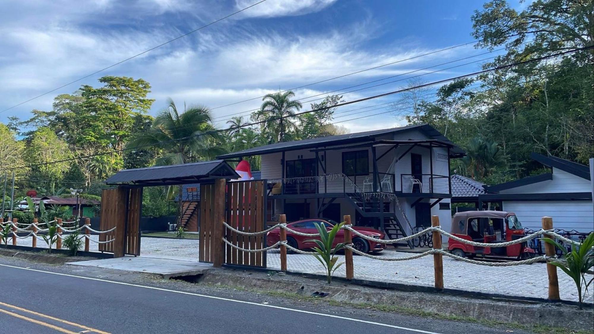 Bungalows Sloth Manzanillo  Luaran gambar