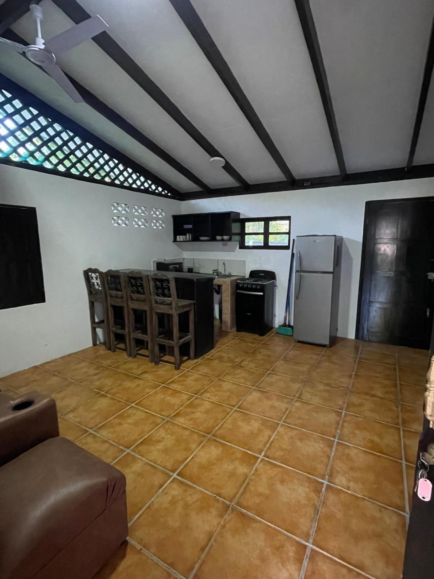 Bungalows Sloth Manzanillo  Luaran gambar